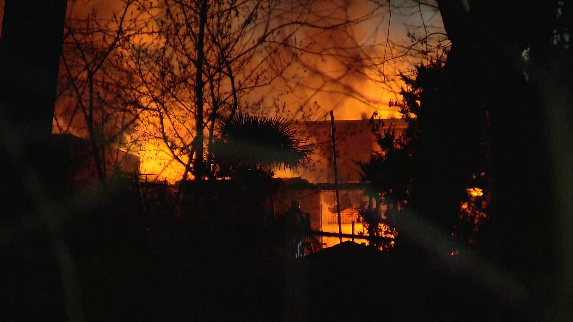 Grote brand Saunaclub YinYang