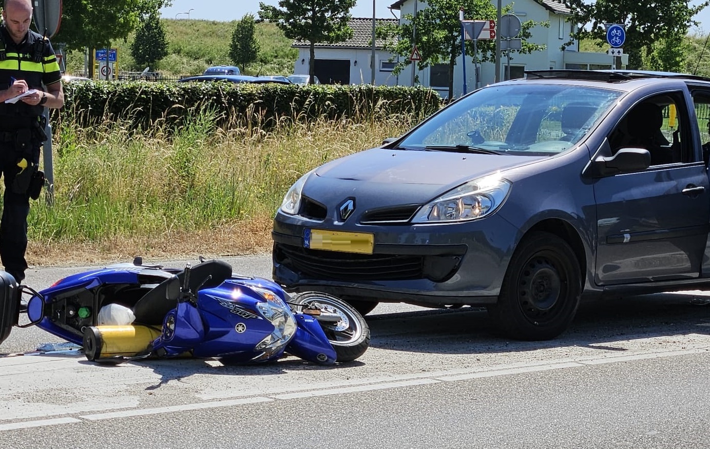 Scooterrijder gewond in Roermond