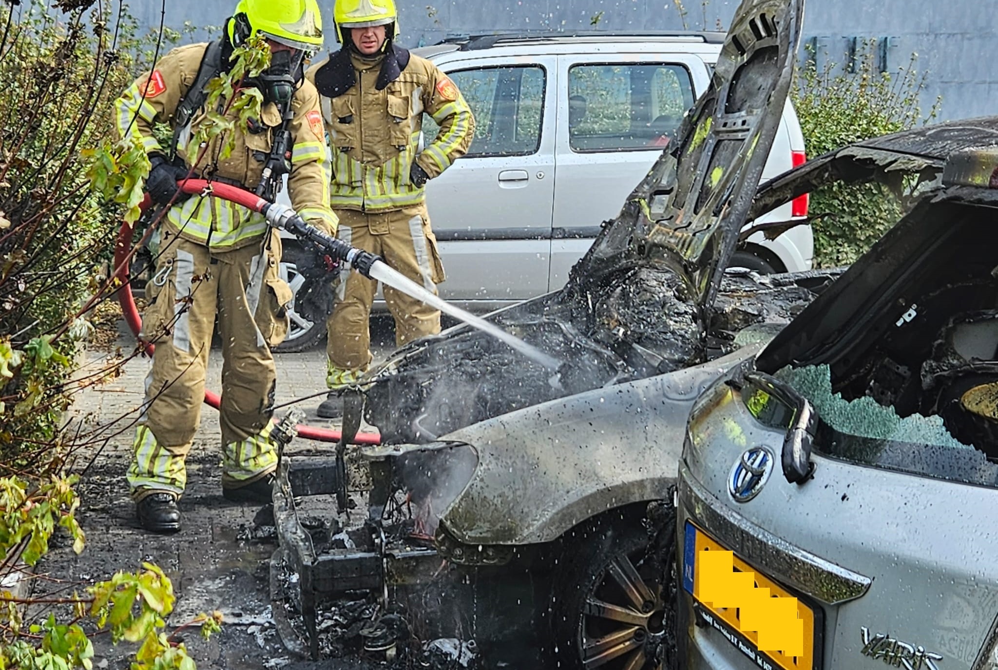 Auto uitgebrand in Heythuysen