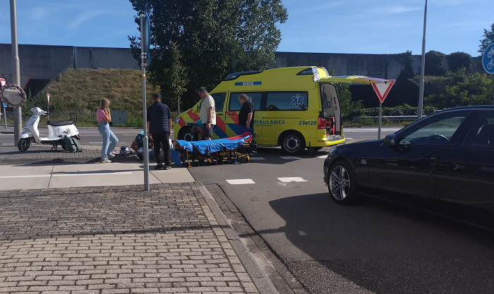 Scooterrijder gewond in Maasbracht