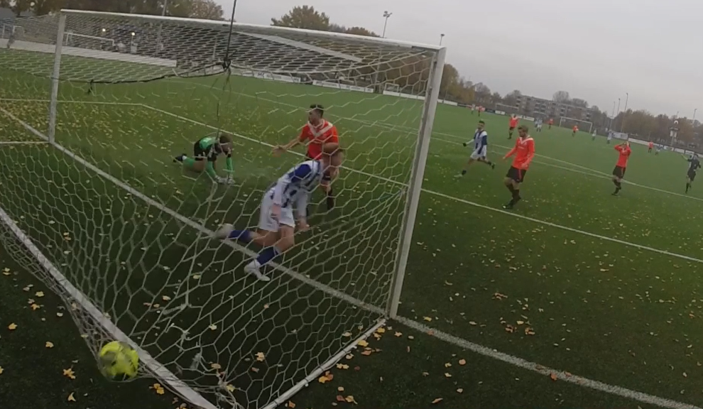 Rode kaart nekt EVV tegen Longa: 1-2