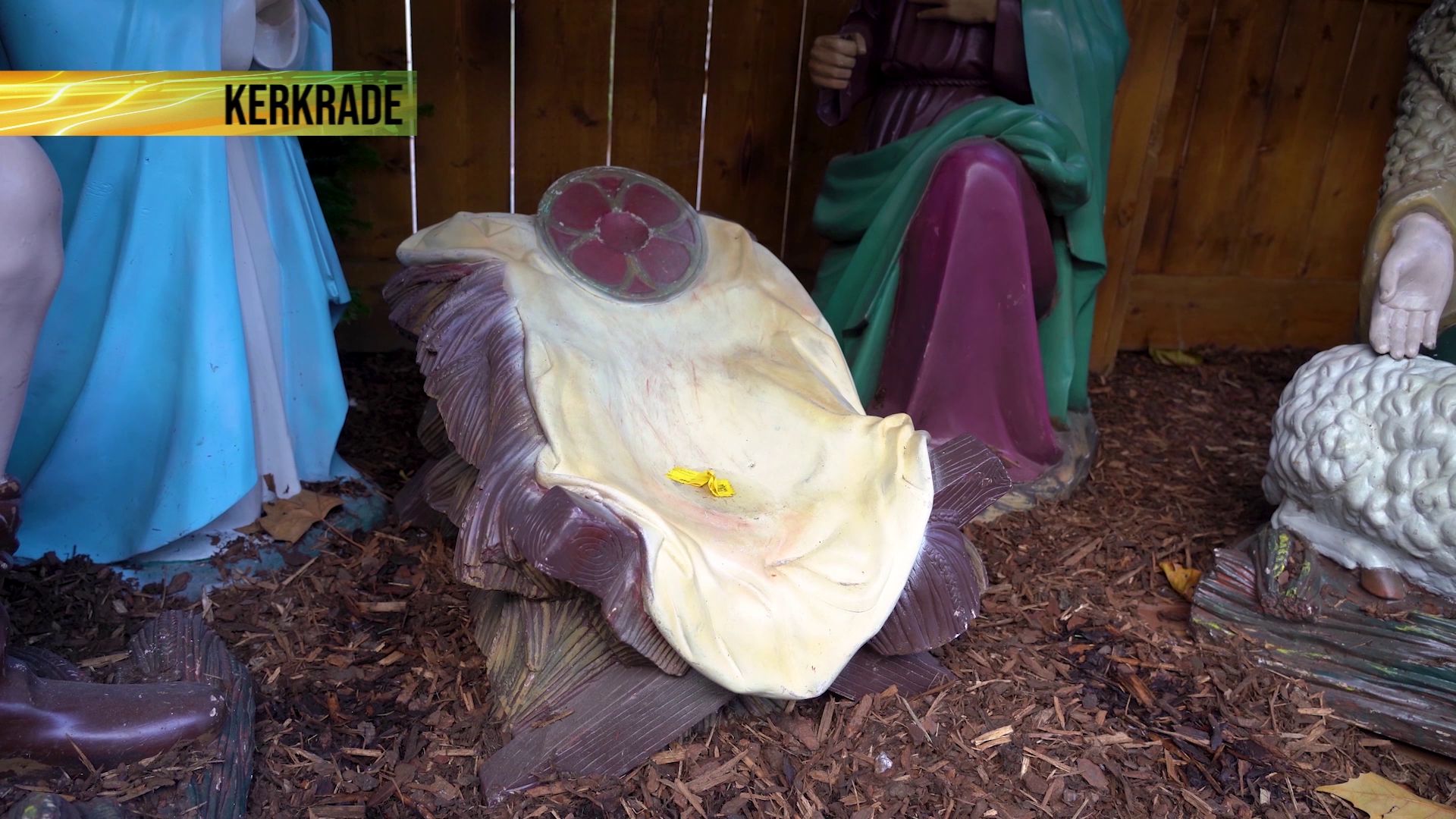 Uit kerststal gestolen beeld van kindje Jezus weer teruggebracht